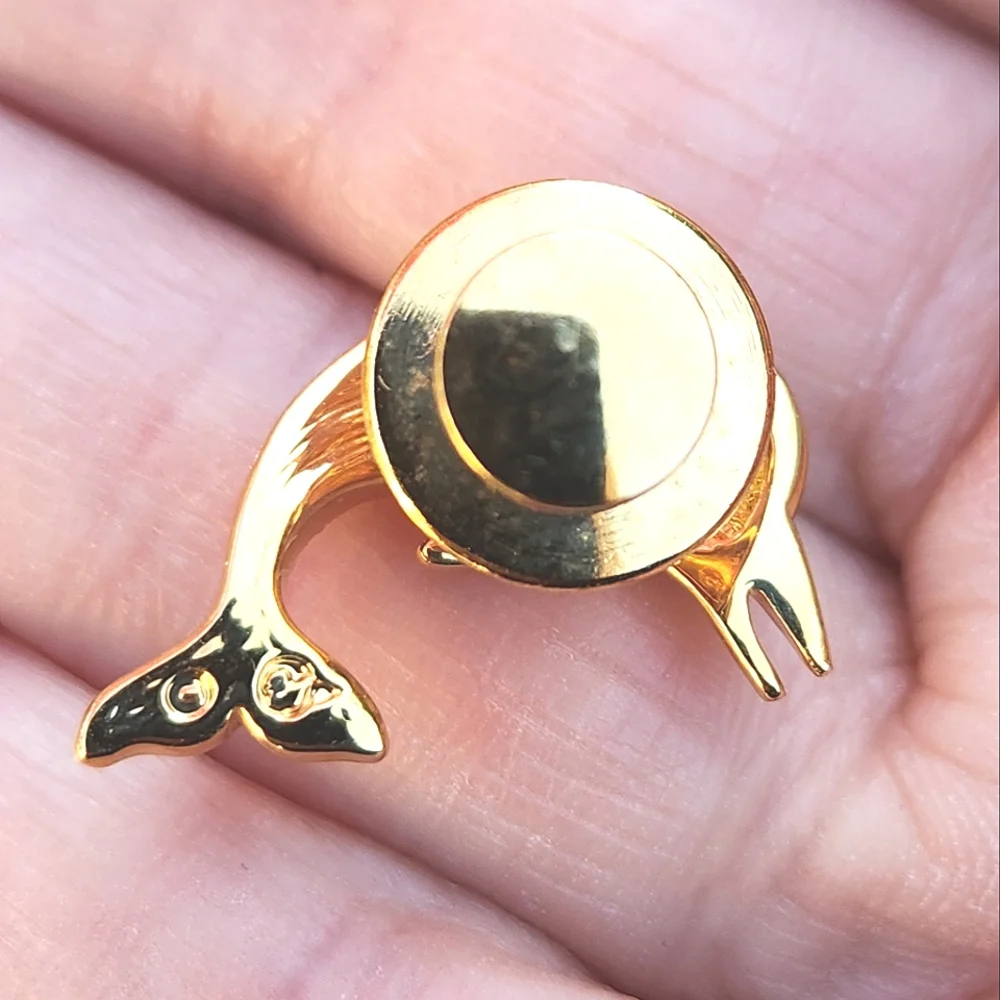 Signed Swarovski Crystal Green-Eyed Dolphin Seal Pin/Tie Tack VERY RARE